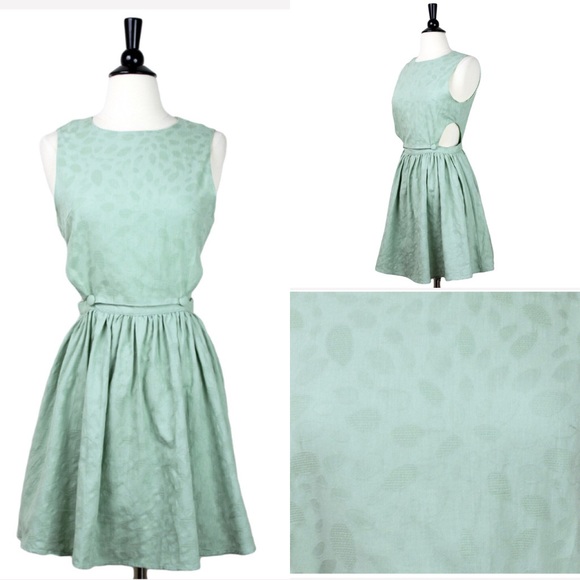 PEPALOVES Mint Green Textured Cutout Flare Mini Dress, NWT - Picture 2 of 5